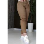 شلوار مام فیت نسکافه ای جلو جیب - مانتو پاتریس رشت