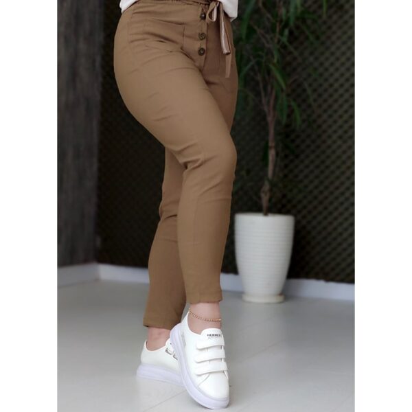 شلوار مام فیت نسکافه ای جلو جیب - مانتو پاتریس رشت