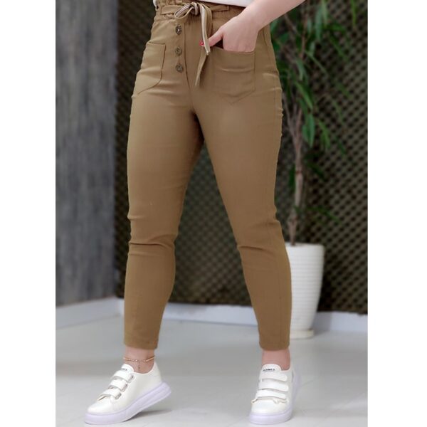 شلوار مام فیت نسکافه ای جلو جیب - مانتو پاتریس رشت