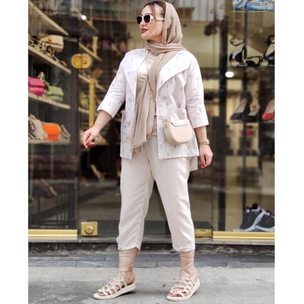 ست مانتو شلوار لنین طرحدار چهار دکمه - مانتو پاتریس رشت