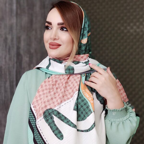 357001724-1-min روسری نخی فندی - مانتو پاتریس رشت