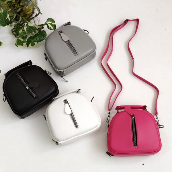 3800048-04-min کیف دوشی وسط زیپ دخترانه- مانتو پاتریس رشت