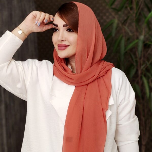 35700212-2-min شال حریر کریشه - مانتو پاتریس رشت