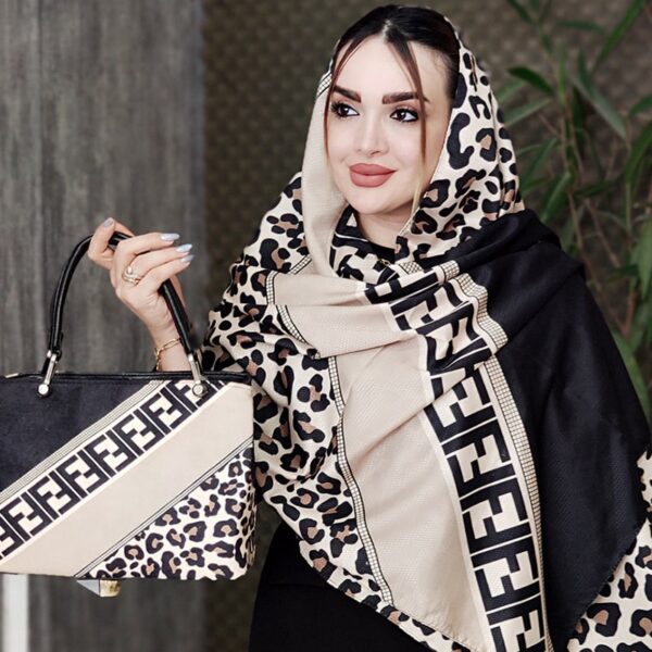 ست شال و کیف طرحدار - مانتوپاتریس رشت