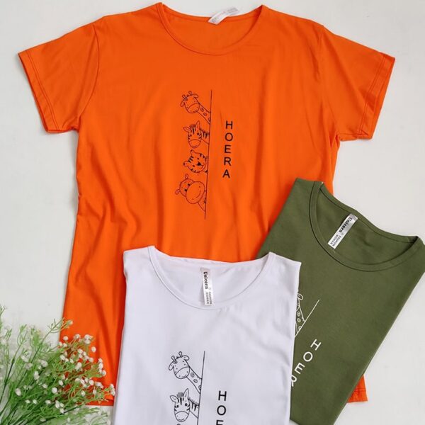 تیشرت چاپ زرافه رنگی - مانتو پاتریس رشت