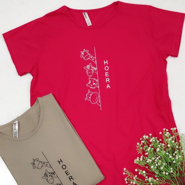 تیشرت چاپ زرافه رنگی - مانتو پاتریس رشت