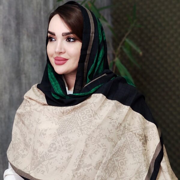 شال حاشیه نوار پاییزه - مانتو پاتریس رشت