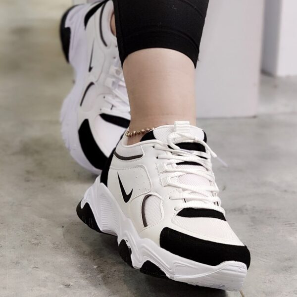 کتونی سفید مشکی نایک - مانتو پاتریس رشت