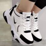 کتونی سفید مشکی نایک - مانتو پاتریس رشت