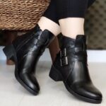 نیم دو سگک مشکی چرم - مانتو پاتریس رشت