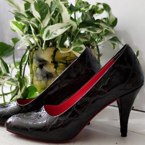 کفش پاشنه بلند ورنی مشکی - مانتو پاتریس رشت