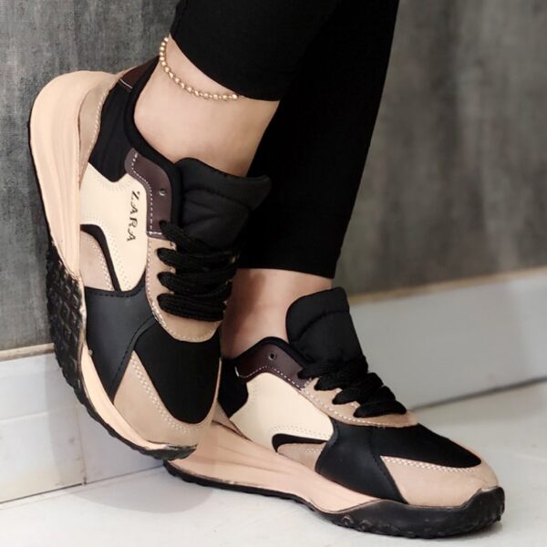 3700021-4-min کتونی زارا مشکی کرم - مانتو پاتریس رشت