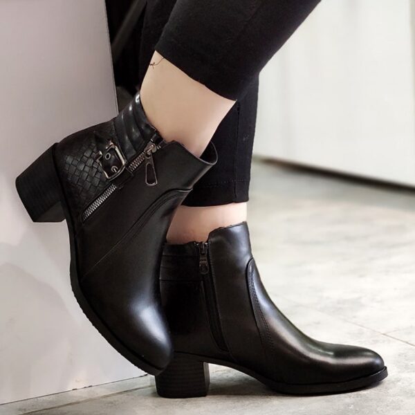 نیم بوت بغل زیپ مشکی - مانتو پاتریس رشت