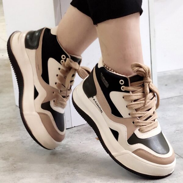 3700023-4-min کتونی ساقدار کرم مشکی - مانتو پاتریس رشت