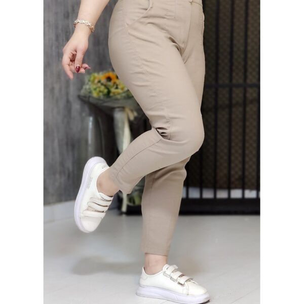 شلوار مام فیت کمر دکمه - مانتو پاتریس رشت