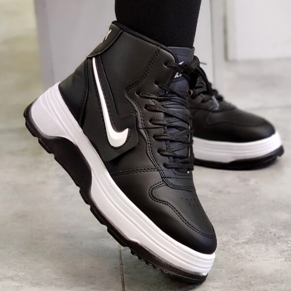 کتونی ساقدار نایک - مانتو پاتریس رشت