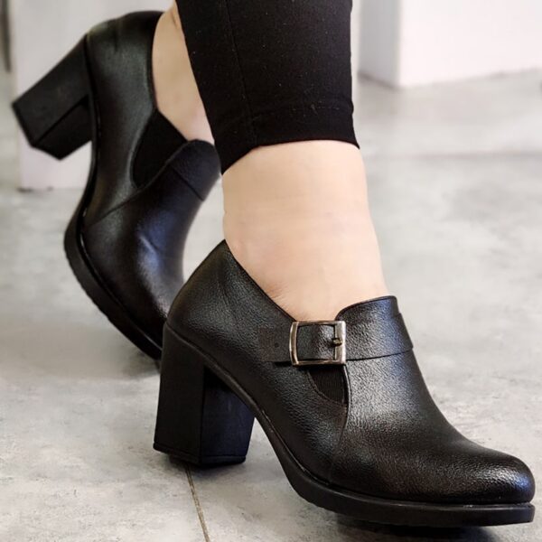 کفش اداری پاشنه دار مشکی - مانتو پاتریس رشت