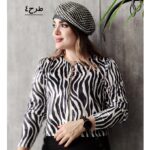 بلوز کراپ مخمل طرحدار - مانتو پاتریس رشت