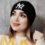 کلاه بافت گلدوزی - مانتو پاتریس رشت