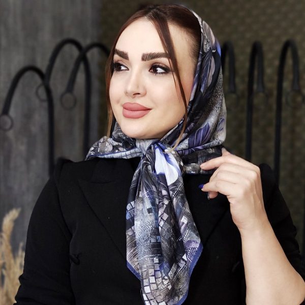 روسری طرح گل - مانتو پاتریس رشت