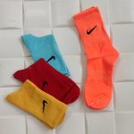 جوراب نیم ساق نایک - مانتو پاتریس رشت