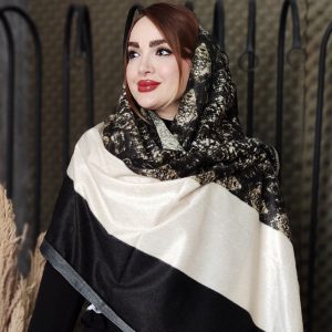 شال مخمل منگوله دار - مانتو پاتریس رشت