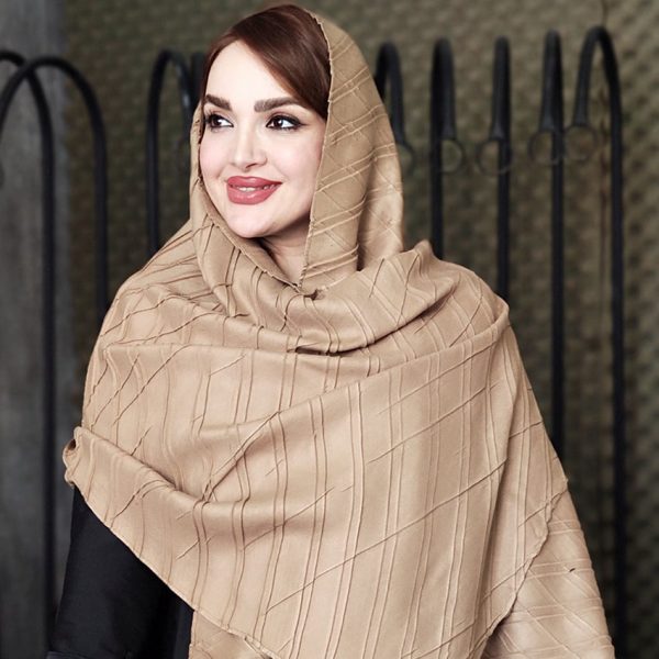 35700281-2-min شال منگوله چوبی - مانتو پاتریس رشت