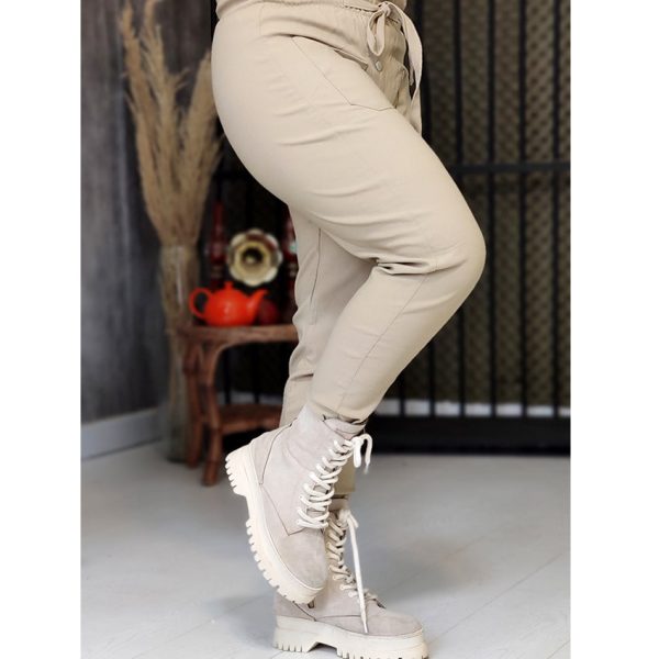 شلوارم مام فیت جلو جیب کرم