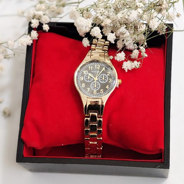 ساعت مچی استیل طلایی-