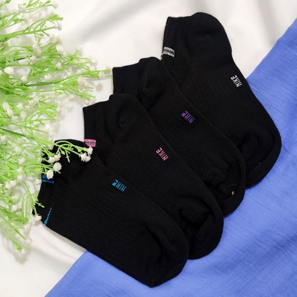 جوراب مچی نایک مشکی - مانتو پاتریس رشت