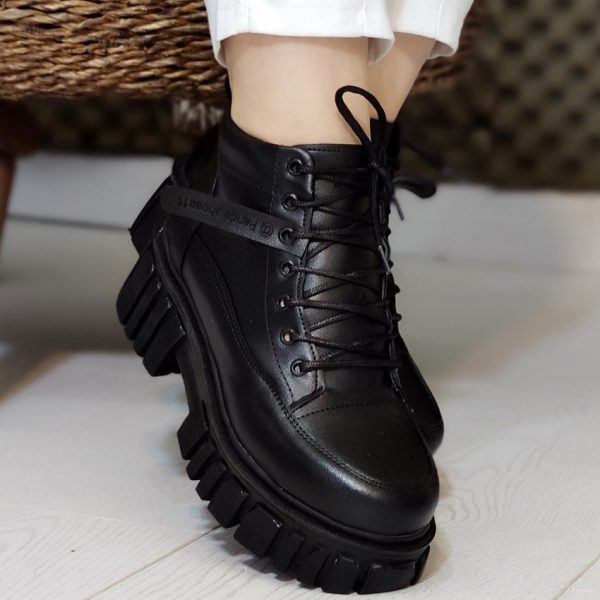 بوت لژدار مشکی - مانتو پاتریس رشت