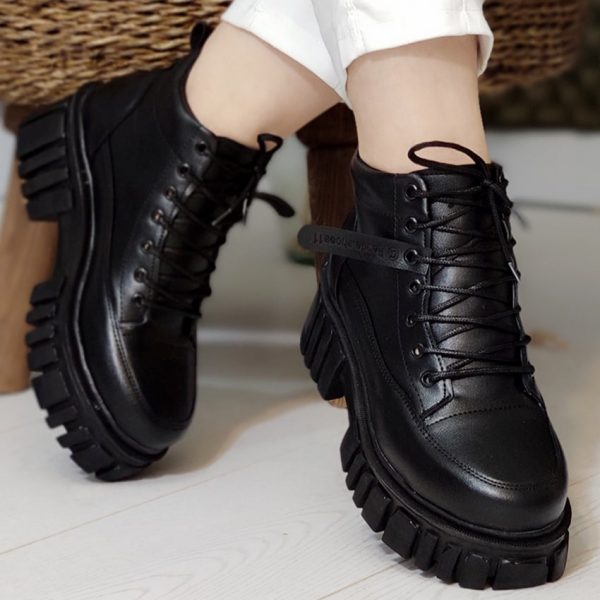 بوت لژدار مشکی - مانتو پاتریس رشت