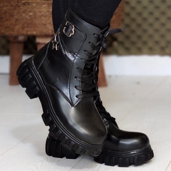 27200470-02-min نیم بوت آویز ستاره - مانتو پاتریس رشت