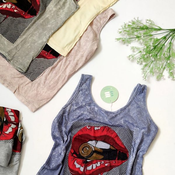 تاپ حلقه ای سنگشور چاپ لب - مانتو پاتریس رشت