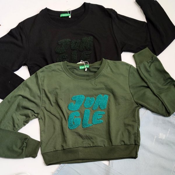 289001904-2-min بلوز آستین بلند کراپ گلدوزی - مانتو پاتریس رشت