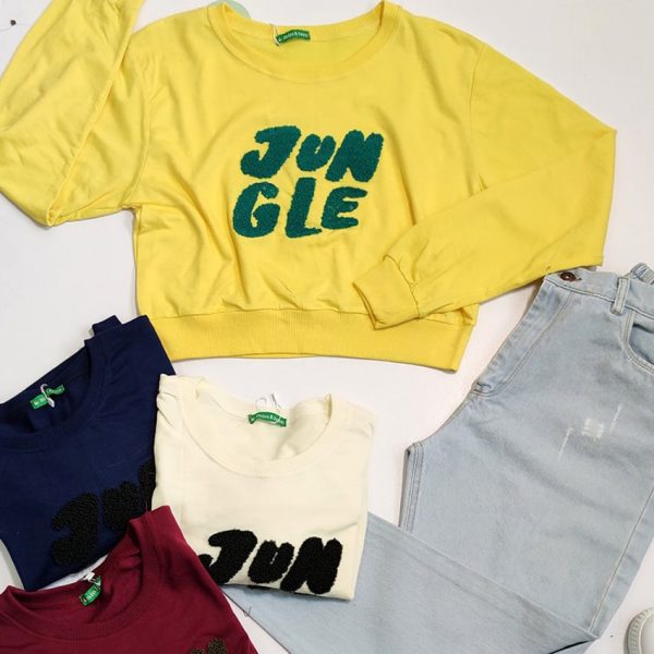 289001904-3-min بلوز آستین بلند کراپ گلدوزی - مانتو پاتریس رشت