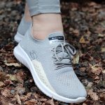 کتونی اسکیچرز طوسی زرد