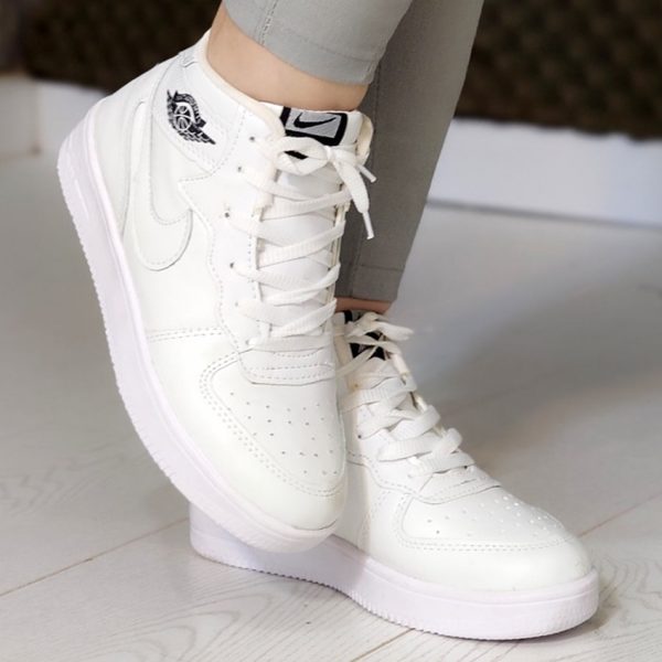 33000303-2-min کتونی نایک سفید - مانتو پاتریس رشت