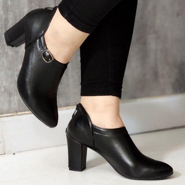 33300318-5-min کفش بغل سگک پاشنه دار - مانتو پاتریس رشت