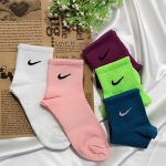 جوراب نایک رنگی نیم ساق - مانتو پاتریس رشت