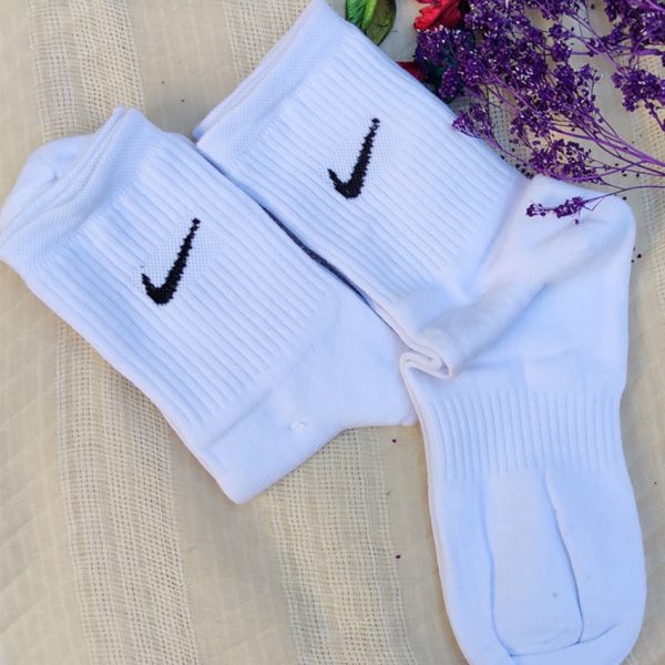 3550072-01-min (1) جوراب ساقدار نایک سفید - مانتو پاتریس رشت