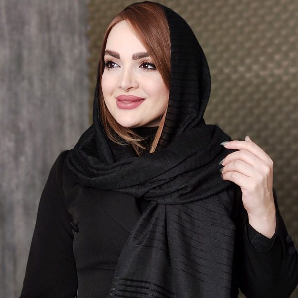 35700258-1-min شال نخی حاشیه مخملی مشکی - مانتو پاتریس رشت