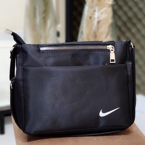 کیف دوشی نایک برزنتی - مانتو پاتریس رشت