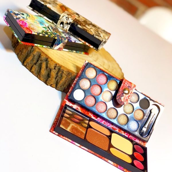 پک میکاپ کیفی - مانتو پاتریس رشت