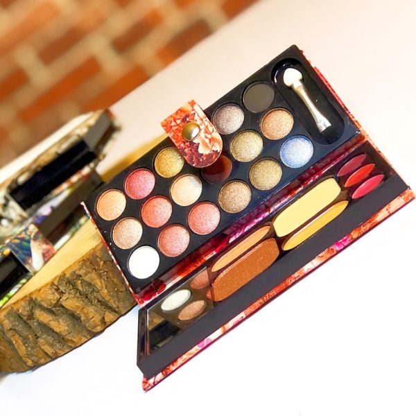 پک میکاپ کیفی - مانتو پاتریس رشت