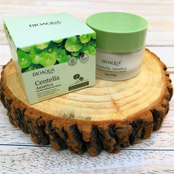 396004-2-min کرم صورت کاسه ای سنتلا - مانتو پاتریس رشت