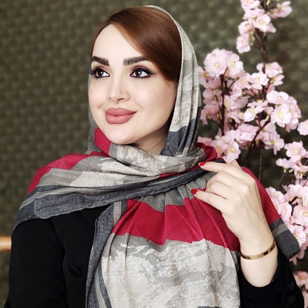 روسری بهاره دست دوز - مانتو پاتریس رشت