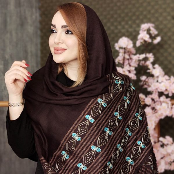 شال خامه دوزی - مانتو پاتریس رشت