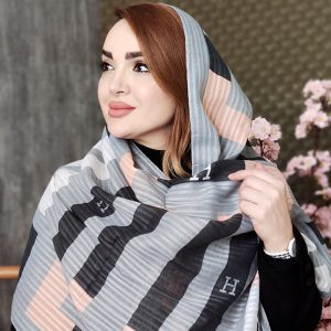 شال بهاره هرمس - مانتو پاتریس رشت