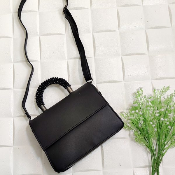 39300191-02-min کیف دستی مروارید مشکی